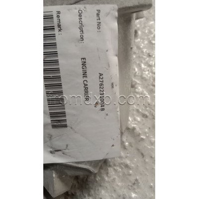 Engine Carrier Right A2762231004