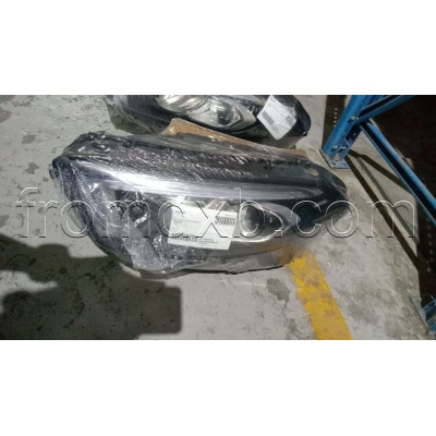 Headlight Left A1769060101