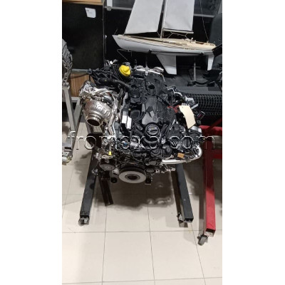 Engine M654 A6540108300 Complete