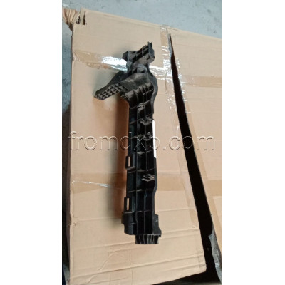 Radiator Supporting Frame Left A0995041918