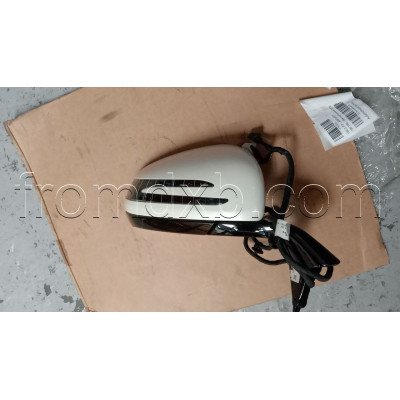 Door Mirror Right A1908102800