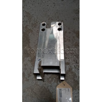 Amplifier Bracket Left A2226200195