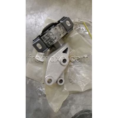 Engine Mounting A1322200148