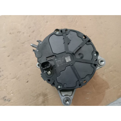 14V - 180A Bosch Alternator A0009067104